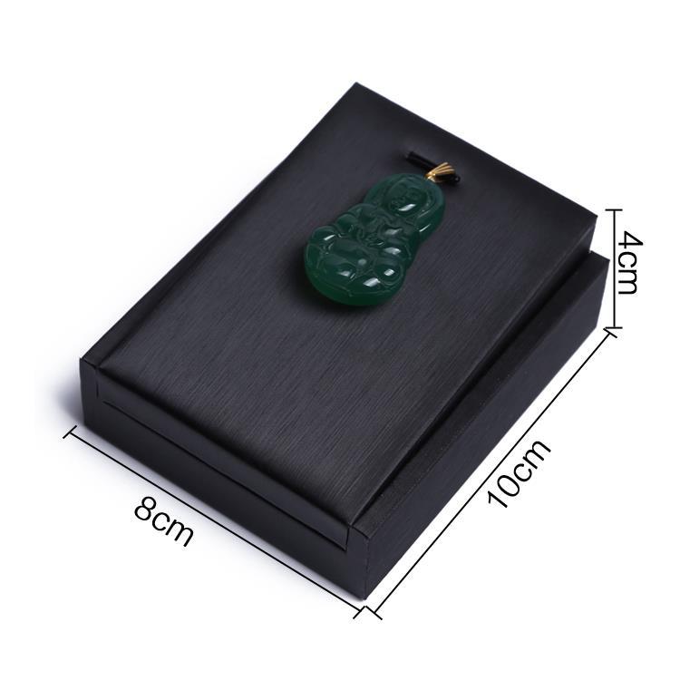 Custom jewelry pendant display 