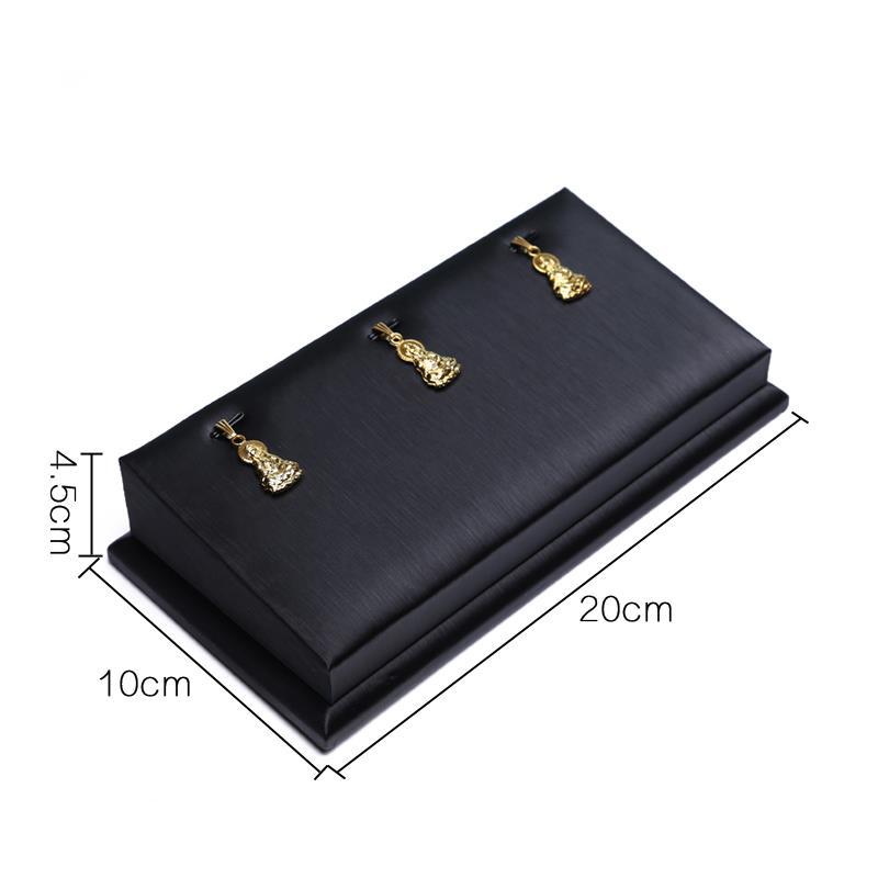 Custom jewelry pendant display 